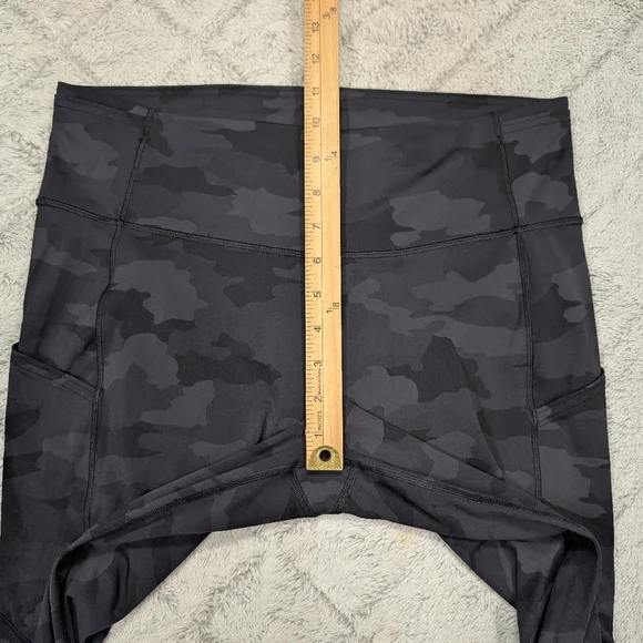 Lululemon Leggings Womens 12 Gray Incognito Camo Fast Free Hi Rise Crop 23” - Picture 5 of 12